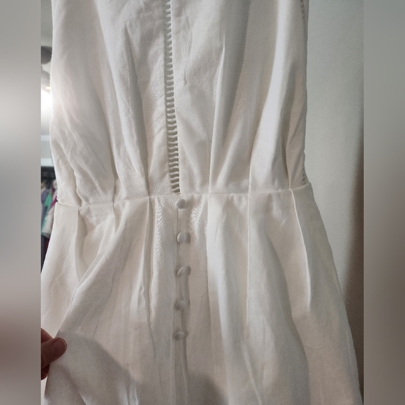 Mable White Romper - Picture 7 of 8